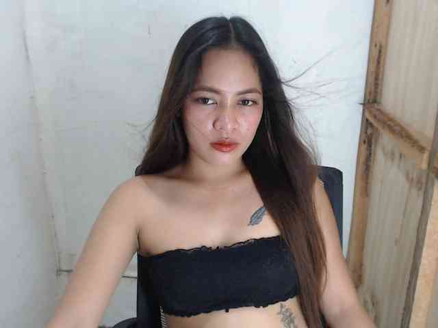 MidnightDesire19 webcam