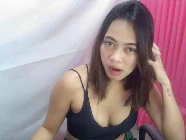 MidnightDesire19 webcam