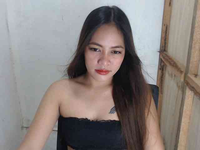 MidnightDesire19 webcam