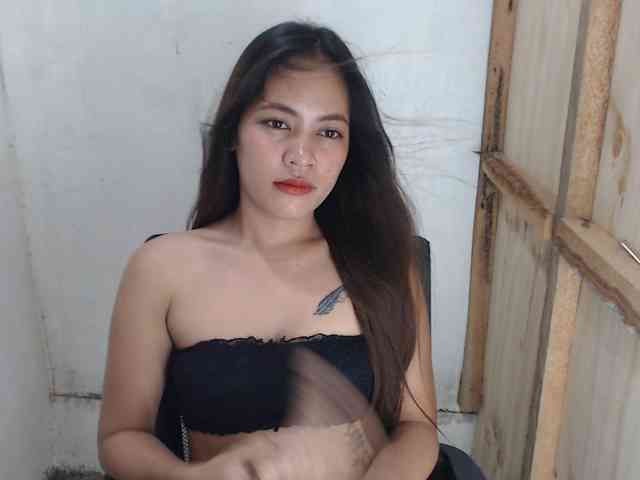 MidnightDesire19 webcam