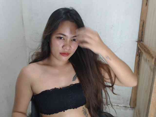 MidnightDesire19 webcam