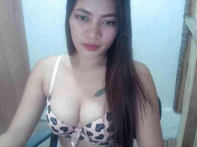 MidnightDesire19 webcam