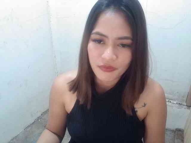 MidnightDesire19 webcam