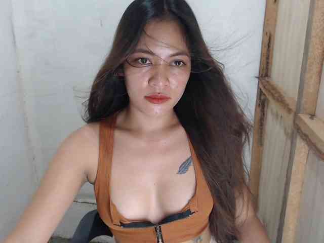 MidnightDesire19 webcam