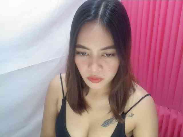 MidnightDesire19 webcam