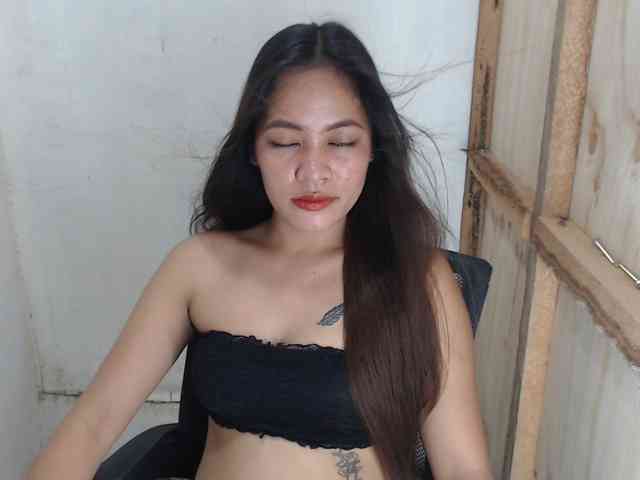 MidnightDesire19 webcam