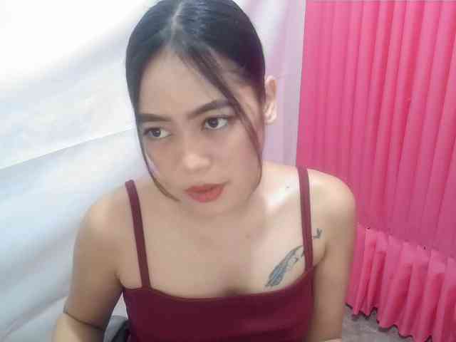 MidnightDesire19 webcam