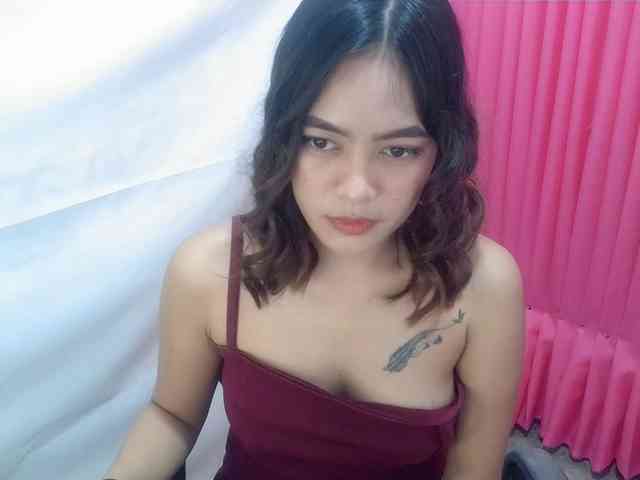 MidnightDesire19 webcam