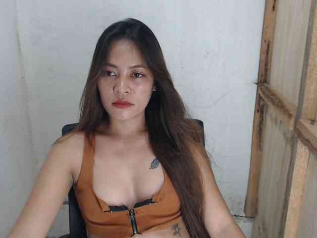 MidnightDesire19 webcam