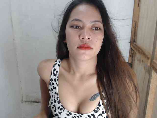 MidnightDesire19 webcam