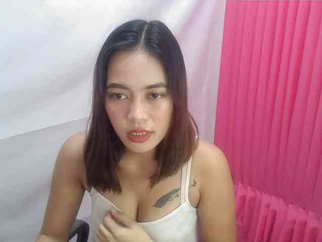 MidnightDesire19 webcam