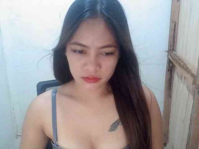 MidnightDesire19 webcam