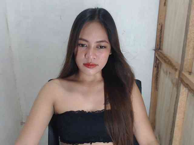 MidnightDesire19 webcam