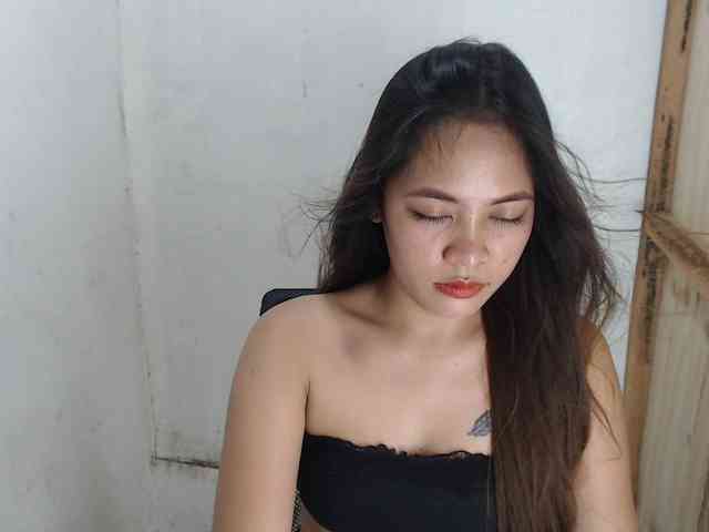 MidnightDesire19 webcam