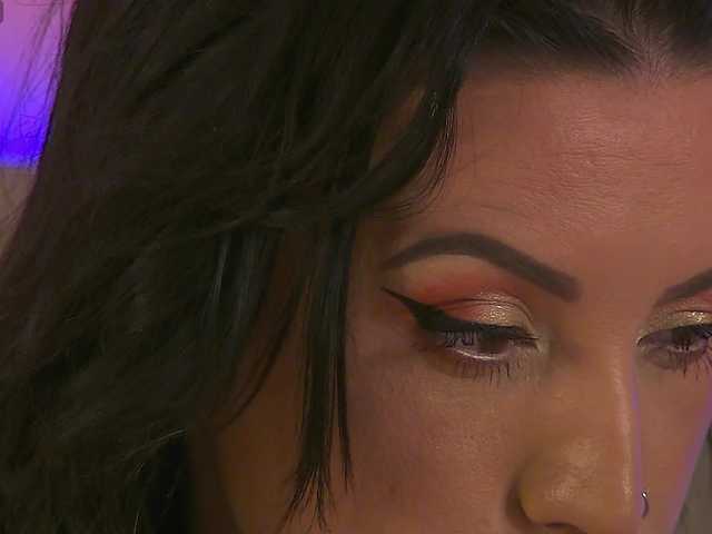 EnyaHazell's BongaCams show and profile