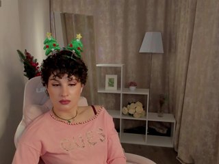 AdelinePerle Porn Show