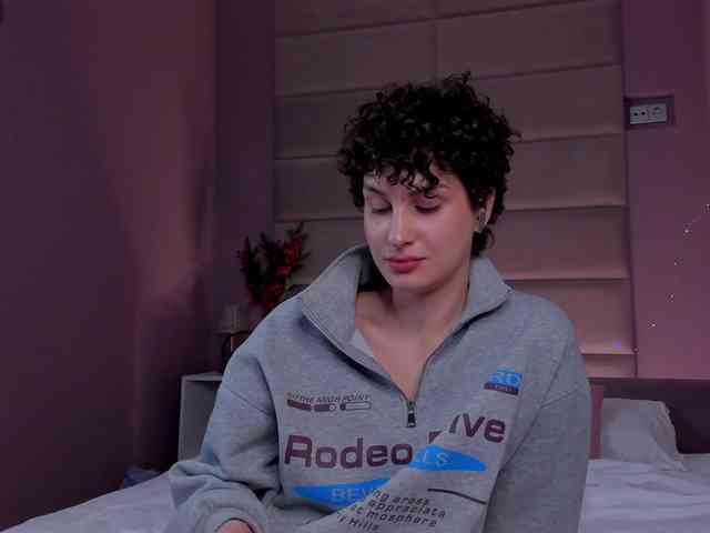 AdelinePerle AdelinePerle