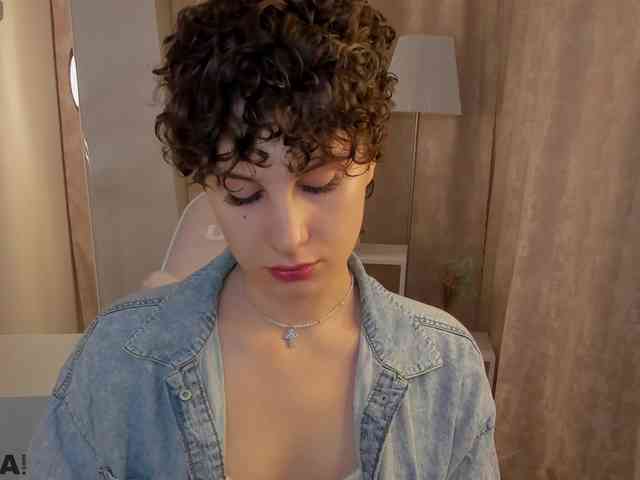 AdelinePerle AdelinePerle