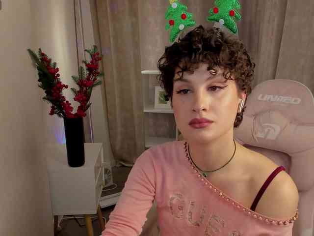 AdelinePerle AdelinePerle