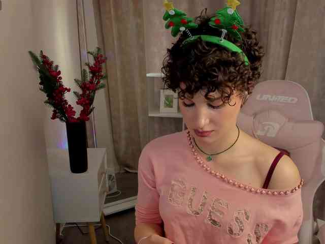 AdelinePerle AdelinePerle