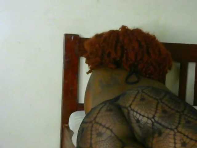 candychic's BongaCams show and profile