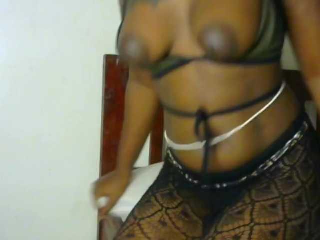 candychic live sex cam on Showamateur