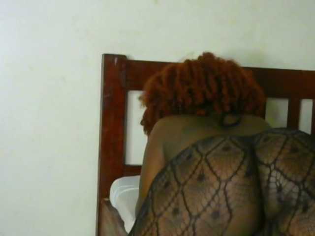 candychic's BongaCams show and profile