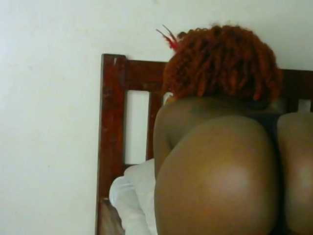 candychic's BongaCams show and profile