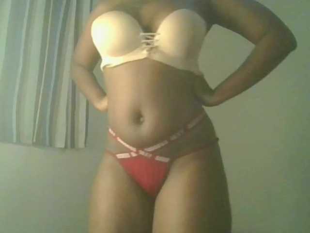 candychic's BongaCams show and profile