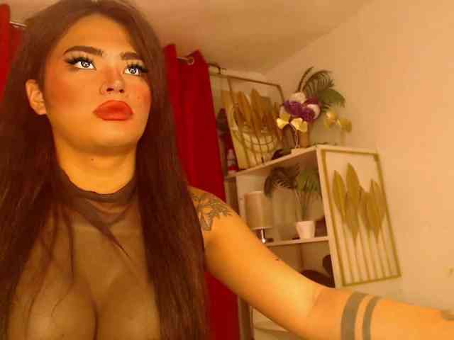 Thespicegirls Live Webcam on BongaCams