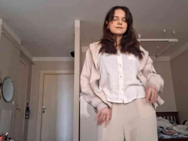 VickySchwantes webcam