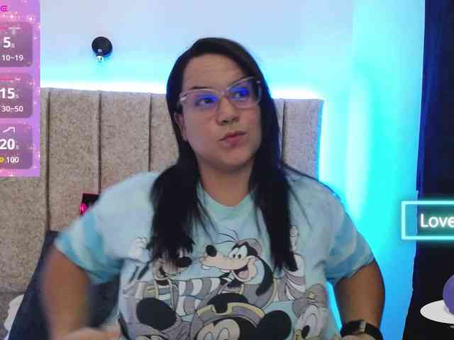 gabytits23 Live Webcam on BongaCams