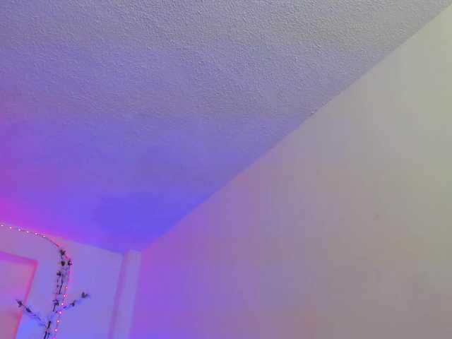 Saamii-robertss01's BongaCams show and profile