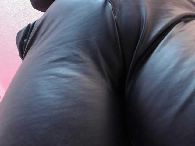 Saamii-robertss01 — Hello guys, I'm new here, let's play, what would you like to do?  control lus 6 ride torso 650