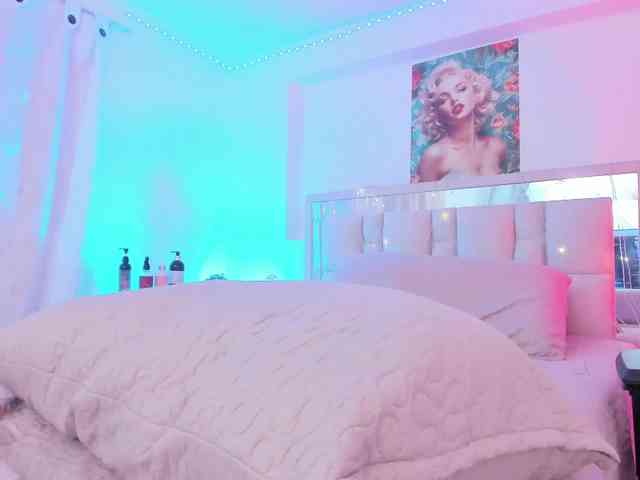 Saamii-robertss01 webcam