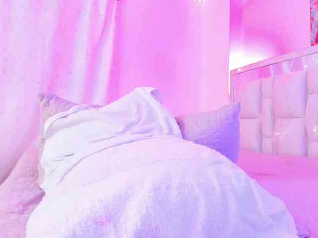 Saamii-robertss01 webcam