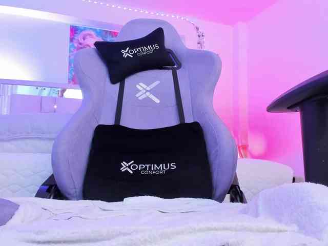 Saamii-robertss01 webcam