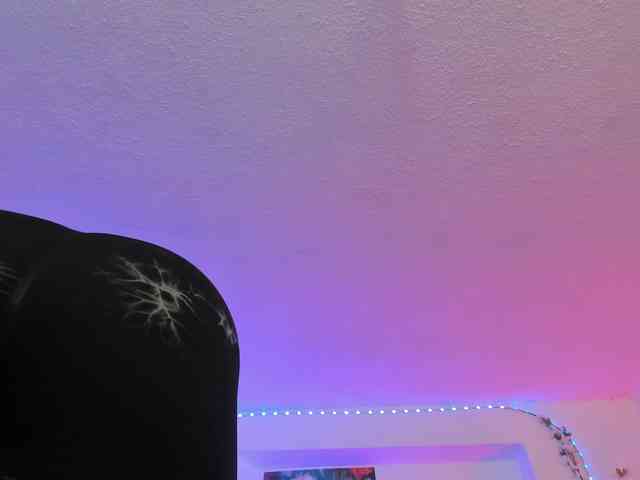 Saamii-robertss01 webcam