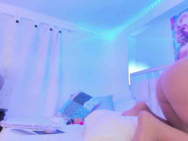 Saamii-robertss01 webcam