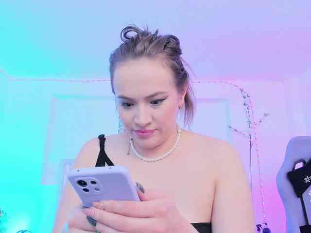 Saamii-robertss01 webcam