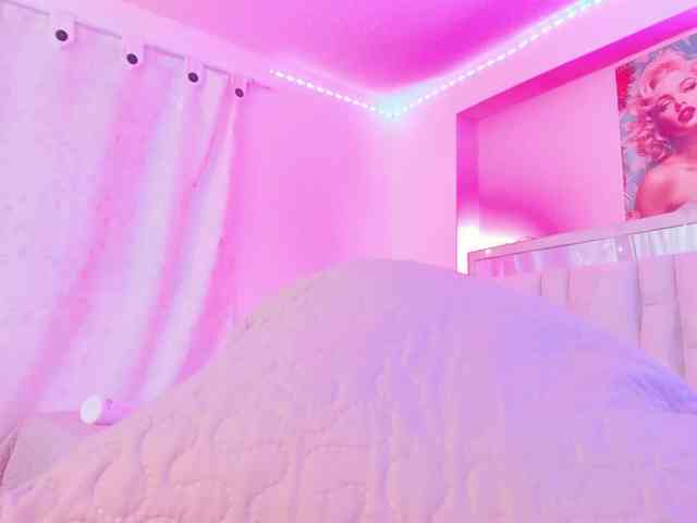 Saamii-robertss01 webcam