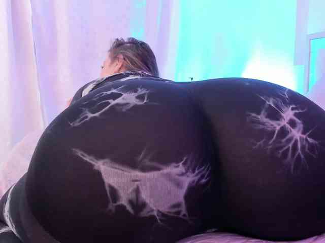 Saamii-robertss01 webcam