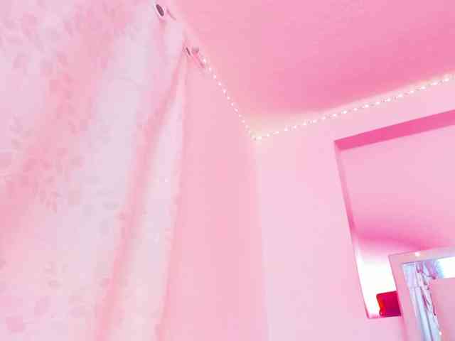 Saamii-robertss01 webcam