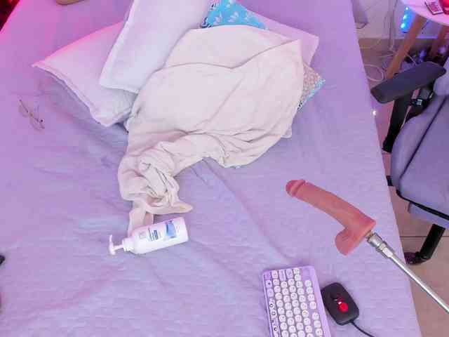 Saamii-robertss01 webcam