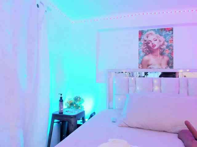 Saamii-robertss01 webcam