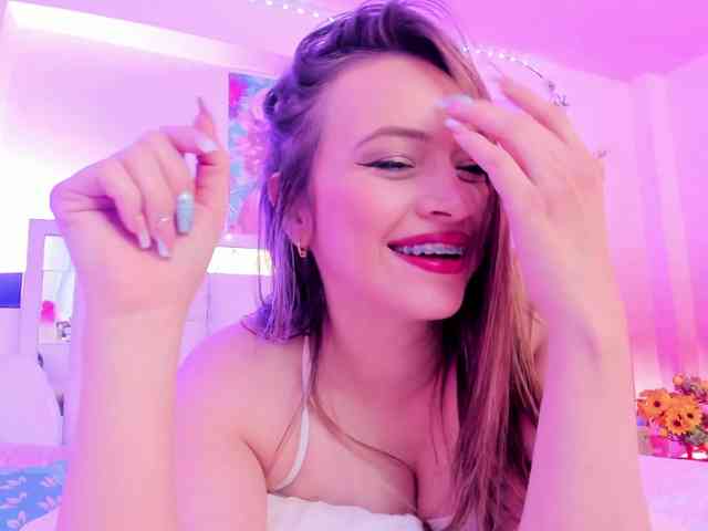 Saamii-robertss01 webcam