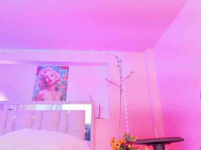 Saamii-robertss01 webcam