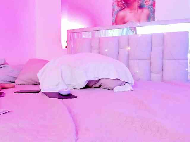 Saamii-robertss01 webcam