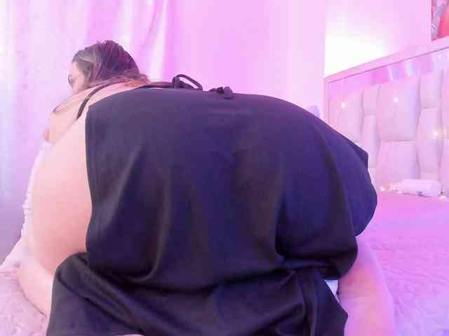 Saamii-robertss01 webcam