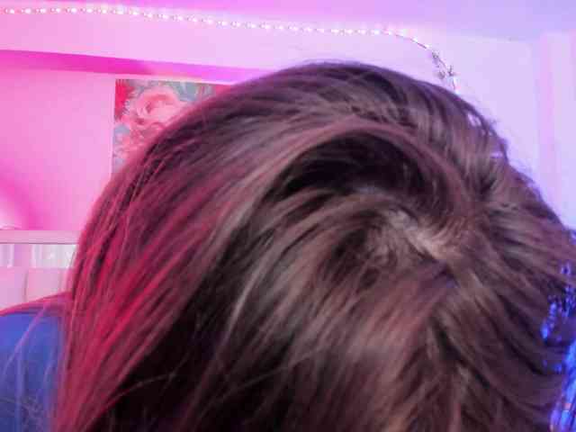 Saamii-robertss01 webcam